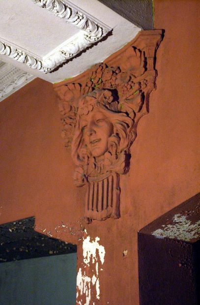 Architectural detail seen in March 2002